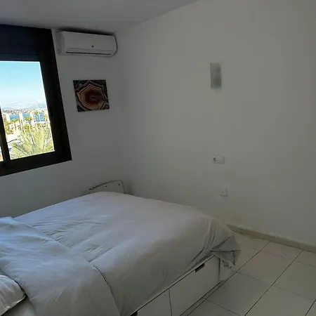 Apartment In Paseo Maritimo- First Line To The With Sea View