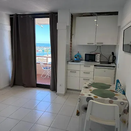 In Paseo Maritimo- First Line To The With Sea View Apartment Fuengirola